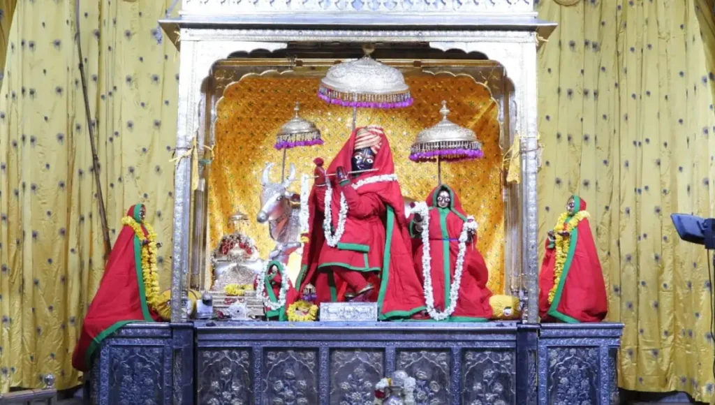 जयपुर का इतिहास, Jaipur History In Hindi, Jaipur ka itihas in hindi, jaipur ka new itihas, जयपुर जिला दर्शन, Jaipur jila drshan, जयपुर गोविंद डेवजी मंदिर 